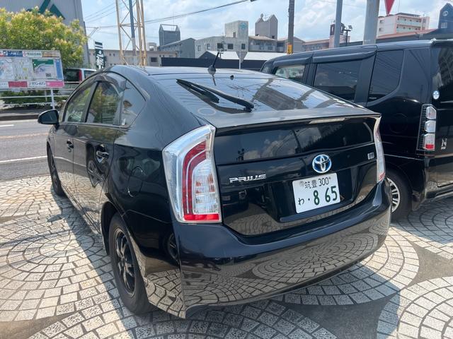 プリウス Ｓ　ユーザー買取車　ナビ　ＴＶ　バックカメラ（6枚目）