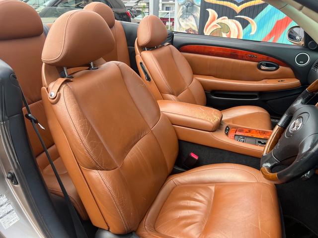 ソアラ ４３０ＳＣＶ　ユーザー買取車　電動オープン　マークレビンソン　純正アルミホイール（9枚目）