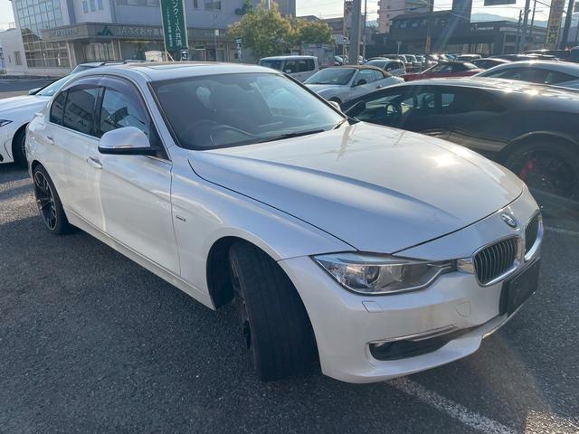 ３シリーズ ３２０ｄブルーパフォーマンス　サンルーフ　ブラックレザーシート１９インチアルミホイール　パドルシフト（2枚目）