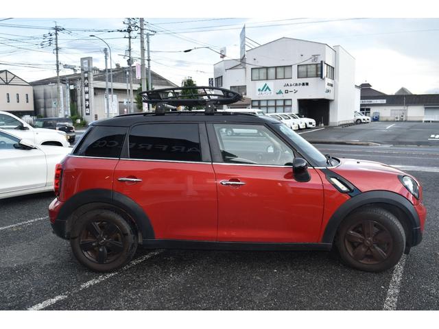 ＭＩＮＩ クーパーＤ　クロスオーバー　スマートキー　プッシュスタート　デジタルサイドミラー　ルーフキャリア（4枚目）