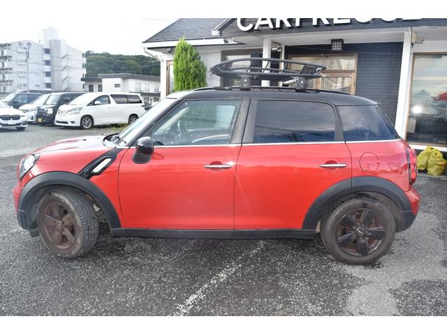 ＭＩＮＩ クーパーＤ　クロスオーバー　スマートキー　プッシュスタート　デジタルサイドミラー　ルーフキャリア（8枚目）