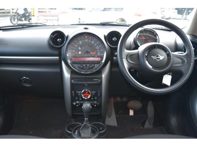 ＭＩＮＩ クーパーＤ　クロスオーバー　スマートキー　プッシュスタート　デジタルサイドミラー　ルーフキャリア（25枚目）