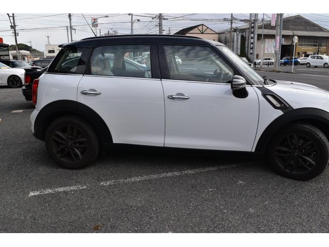 ＭＩＮＩ クーパーＳ　クロスオーバー　スマートキー　プッシュスタート　パドルシフト　シートカバー（4枚目）