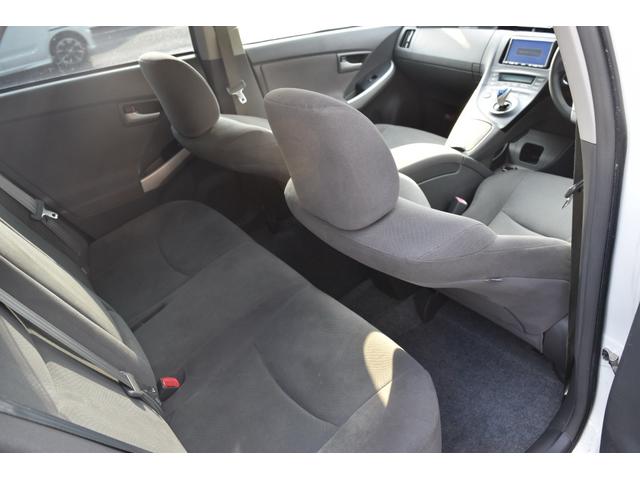 プリウス S スマートキー プッシュスタート ステアリングスイッチ 社外ナビ(25枚目)