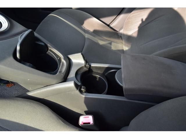 プリウス S スマートキー プッシュスタート ステアリングスイッチ 社外ナビ(30枚目)