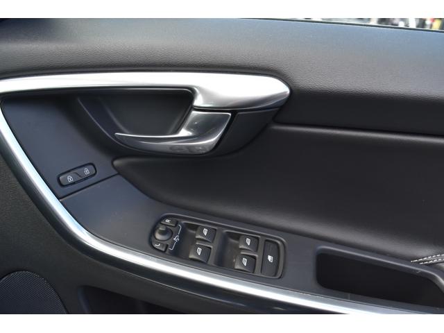 ＸＣ６０ Ｔ５　ＡＷＤ　Ｒデザイン　プッシュスタート（30枚目）