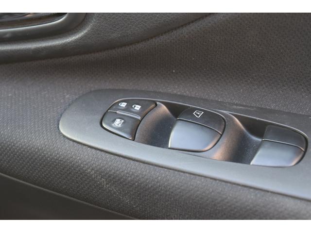 セレナ 　社外ナビ　フルセグ　社外フリップダウンモニター　両側電動スライドドア　社外ＡＡＷ（17枚目）