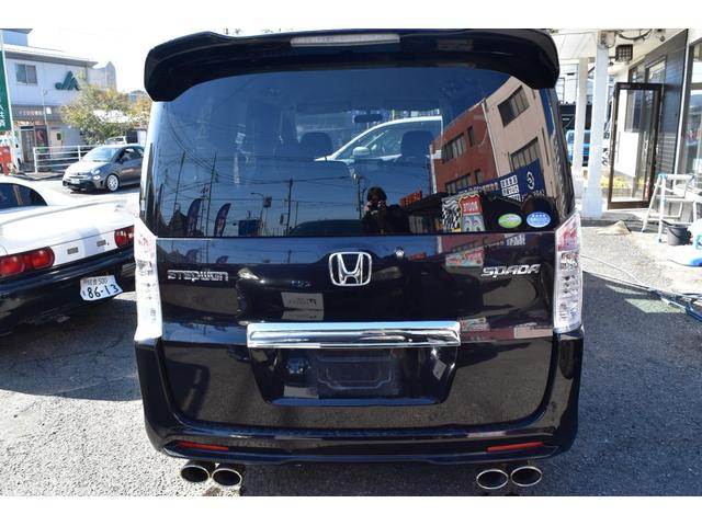 ステップワゴンスパーダ S 社外ナビ 社外マフラー TEIN車高調 社外18インチアルミホイール 左側パワースライドドア 社外バンパー バックカメラ(6枚目)