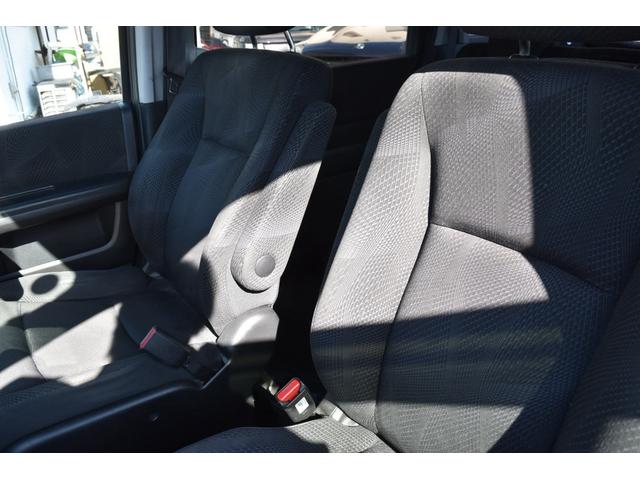 ステップワゴンスパーダ S 社外ナビ 社外マフラー TEIN車高調 社外18インチアルミホイール 左側パワースライドドア 社外バンパー バックカメラ(20枚目)