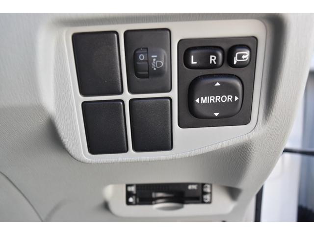 プリウス S クリアランスソナー スマートキー プッシュスタート ステアリングスイッチ オートエアコン ビルドインETC(20枚目)
