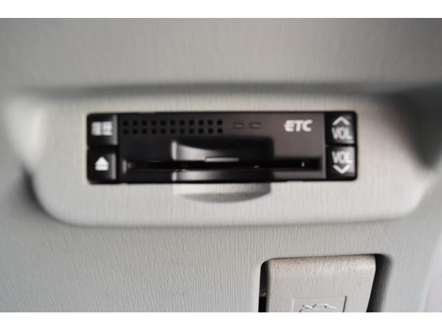 プリウス S クリアランスソナー スマートキー プッシュスタート ステアリングスイッチ オートエアコン ビルドインETC(21枚目)