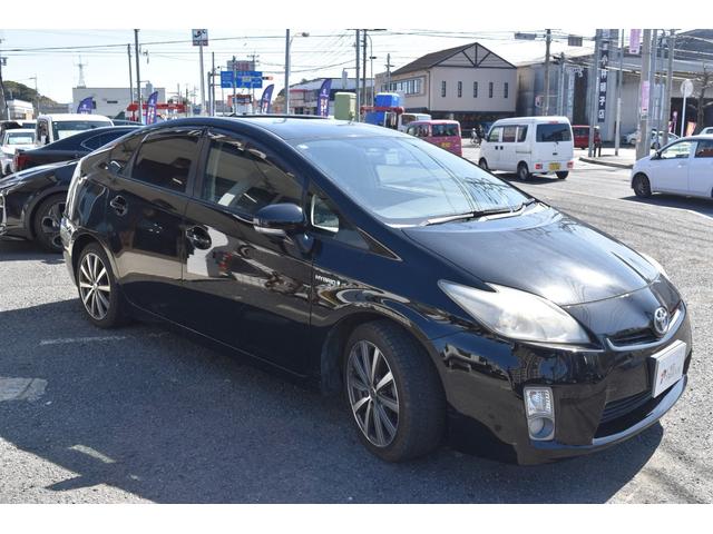 プリウス S スマートキー プッシュスタート ステアリングスイッチ 社外ナビ バックカメラ ビルドインETC 社外アルミホイール(3枚目)