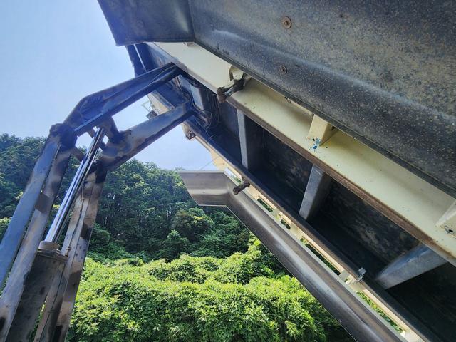 スーパーグレート ダンプ　１０トン　ダンプ　最大積載量９０００ｋｇ（30枚目）
