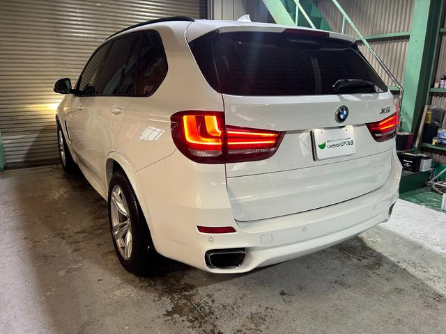 Ｘ５ ｘＤｒｉｖｅ　３５ｄ　Ｍスポーツ　買取車・４ＷＤ・ディーゼルターボ・サンルーフ・純正ナビ・フルセグ・全方位カメラ・黒レザーシート・ＬＥＤヘッドライト・純正１９インチアルミ・ＥＴＣ・全席シートヒーター・パワーシート・オートクルーズ（29枚目）