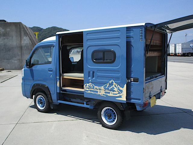ハイゼットトラック ハイルーフ　背抜き加工車　８ナンバーキャンピング車　フロントリクライニングシート（4枚目）