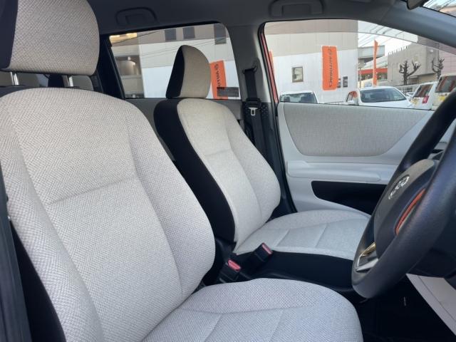 シエンタ Ｘ　キーレス　乗車定員７人　アイドリングストップ　エアバッグ　オートマ　　助手席エアバッグ　衝突被害軽減システム　ＥＴＣ（13枚目）