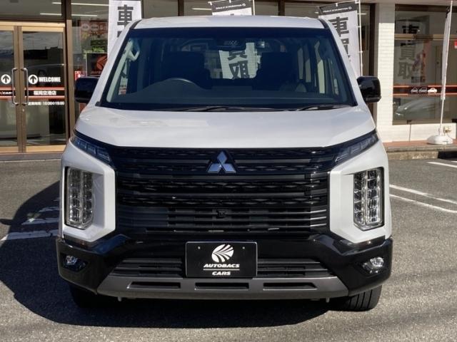 デリカＤ：５ シャモニー　ワンオーナー　キーレス　フルセグ　ナビ＆ＴＶ　１８アルミホイール　乗車定員７人　ディーゼル　エアバッグ　電動シート　オートマ　フル装備　助手席エアバッグ　衝突被害軽減システム　バックカメラ（4枚目）