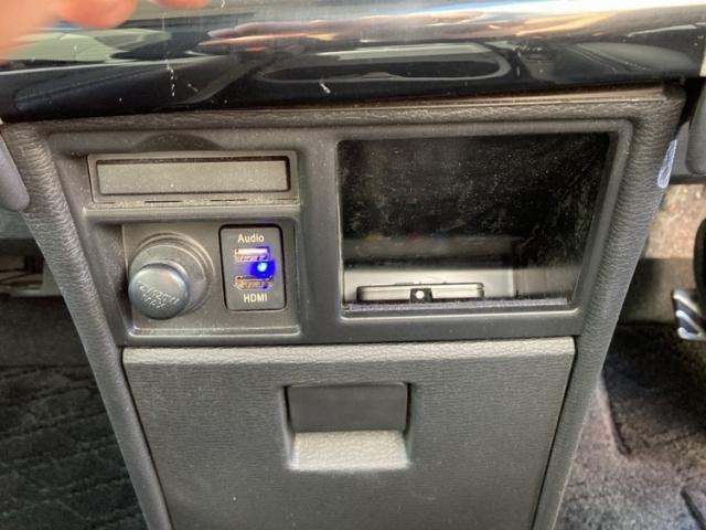 デリカＤ：５ シャモニー　ワンオーナー　キーレス　フルセグ　ナビ＆ＴＶ　１８アルミホイール　乗車定員７人　ディーゼル　エアバッグ　電動シート　オートマ　フル装備　助手席エアバッグ　衝突被害軽減システム　バックカメラ（22枚目）