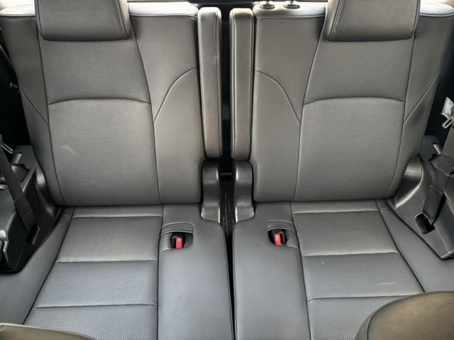 アルファード ２．５Ｓ　Ｃパッケージ　ワンオーナー　サンルーフ　革シート　両側電動スライド　キーレス　１８アルミホイール　乗車定員７人　エアバッグ　電動シート　オートマ　　助手席エアバッグ　衝突被害軽減システム　ＥＴＣ（14枚目）