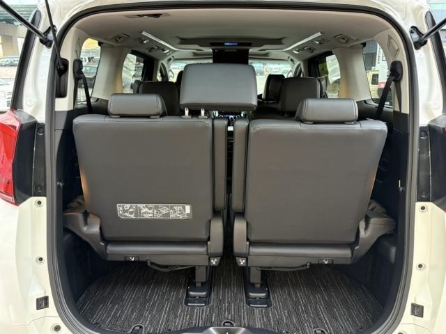 アルファード ２．５Ｓ　Ｃパッケージ　ワンオーナー　サンルーフ　革シート　両側電動スライド　キーレス　１８アルミホイール　乗車定員７人　エアバッグ　電動シート　オートマ　　助手席エアバッグ　衝突被害軽減システム　ＥＴＣ（15枚目）