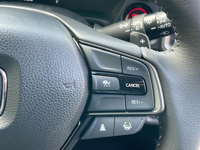 ＷＲ－Ｖ Ｚ　キーレス　１７アルミホイール　エアバッグ　オートマ　助手席エアバッグ　衝突被害軽減システム　バックカメラ　スマートキー　オートクルーズコントロール（13枚目）