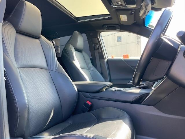 ハリアーハイブリッド Z レザーパッケージ ワンオーナー 調光パノラマルーフ レザーシート 純正12.3インチフルセグナビ パノラミックビュー JBLサウンド(22枚目)