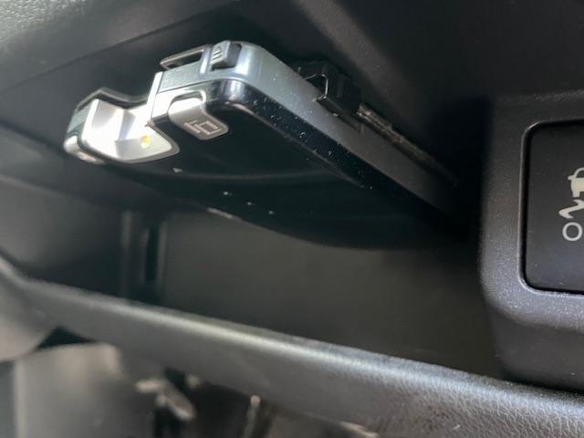 デイズ ハイウェイスター　Ｘ　ワンオーナー　キーレス　フルセグ　ナビ＆ＴＶ　アイドリングストップ　エアバッグ　オートマ　フル装備　助手席エアバッグ　衝突被害軽減システム　ＨＩＤヘッドライト　ＥＴＣ　バックカメラ　スマートキー（21枚目）