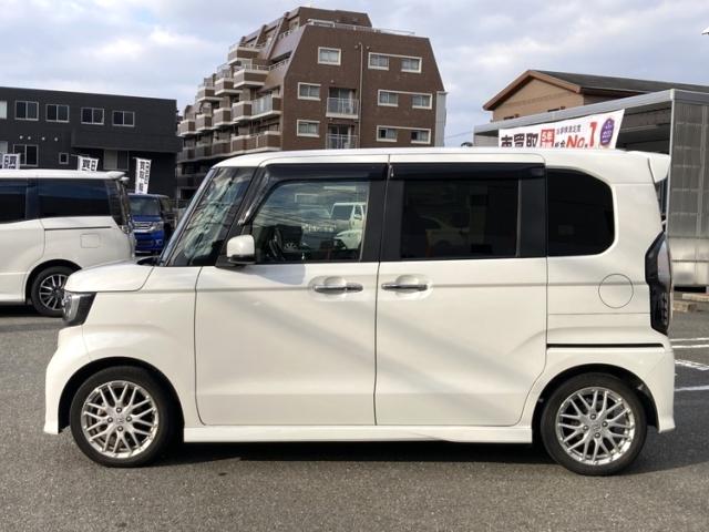 N BOX EXターボ ワンオーナー 両側電動スライド キーレス フルセグ ナビ&TV 15アルミホイール エアバッグ オートマ フル装備 助手席エアバッグ 衝突被害軽減システム ETC バックカメラ スマートキー(6枚目)