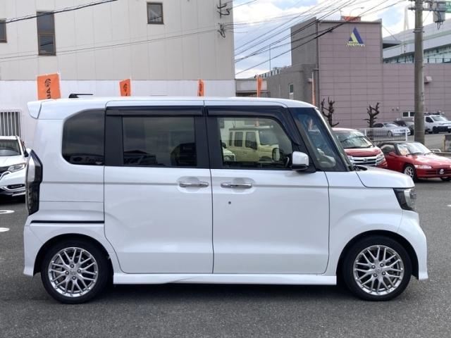 N BOX EXターボ ワンオーナー 両側電動スライド キーレス フルセグ ナビ&TV 15アルミホイール エアバッグ オートマ フル装備 助手席エアバッグ 衝突被害軽減システム ETC バックカメラ スマートキー(7枚目)