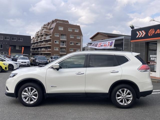 エクストレイル ２０Ｘ　ハイブリッド　エマージェンシーブレーキＰ　革シート　キーレス　フルセグ　ナビ＆ＴＶ　１７アルミホイール　エアバッグ　オートマ　ＥＴＣ　バックカメラ　スマートキー（6枚目）