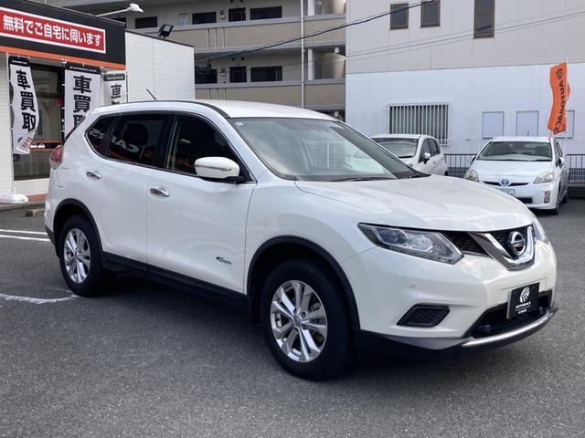 エクストレイル ２０Ｘ　ハイブリッド　エマージェンシーブレーキＰ　革シート　キーレス　フルセグ　ナビ＆ＴＶ　１７アルミホイール　エアバッグ　オートマ　ＥＴＣ　バックカメラ　スマートキー（8枚目）