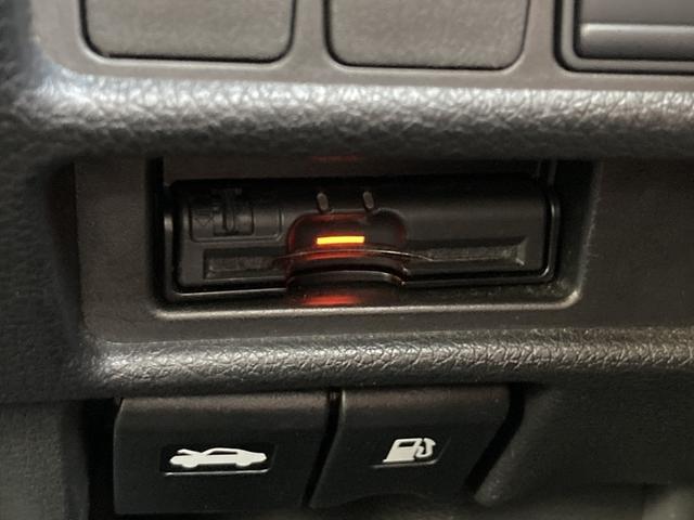 エクストレイル ２０Ｘ　ハイブリッド　エマージェンシーブレーキＰ　革シート　キーレス　フルセグ　ナビ＆ＴＶ　１７アルミホイール　エアバッグ　オートマ　ＥＴＣ　バックカメラ　スマートキー（20枚目）