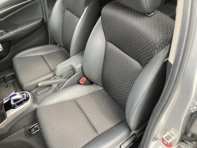 フィットハイブリッド Ｌパッケージ　キーレス　フルセグ　ナビ＆ＴＶ　１５アルミホイール　エアバッグ　オートマ　ディーラー車　助手席エアバッグ　ＥＴＣ　バックカメラ　スマートキー　オートクルーズコントロール（18枚目）