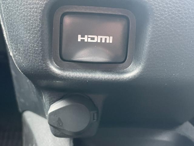 ノア ハイブリッドＳ－Ｚ　ワンオーナー　両側電動スライド　キーレス　フルセグ　ナビ＆ＴＶ　１７アルミホイール　乗車定員７人　エアバッグ　オートマ　助手席エアバッグ　衝突被害軽減システム　ＥＴＣ　バックカメラ（14枚目）