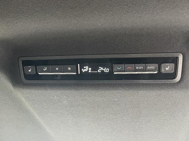 ノア ハイブリッドＳ－Ｚ　ワンオーナー　両側電動スライド　キーレス　フルセグ　ナビ＆ＴＶ　１７アルミホイール　乗車定員７人　エアバッグ　オートマ　助手席エアバッグ　衝突被害軽減システム　ＥＴＣ　バックカメラ（18枚目）