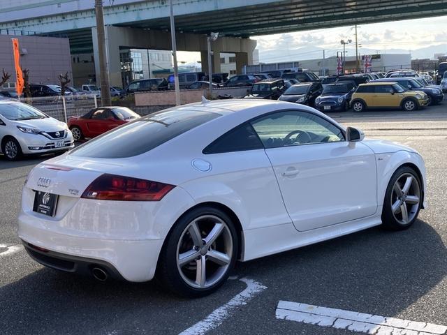 ＴＴクーペ ２．０ＴＦＳＩ　クワトロ　２．０ＴＦＳＩ　クワトロ（3枚目）