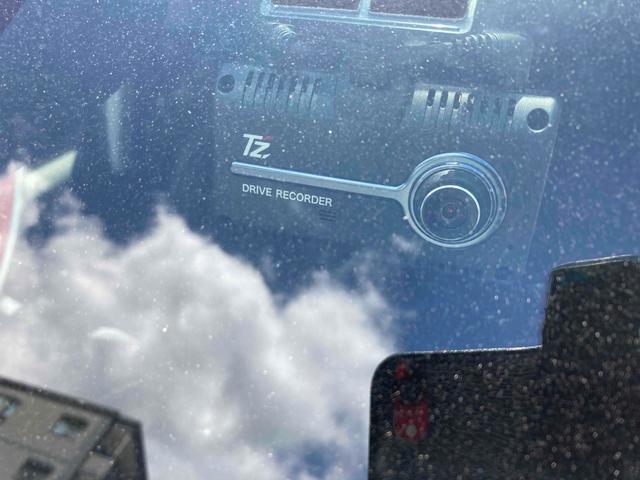 カスタムＧ　ドライブレコーダー　バックカメラ　ＴＶ　両側電動スライドドア　クリアランスソナー　オートクルーズコントロール　衝突被害軽減システム　アルミホイール　オートマチックハイビーム　オートライト　スマートキー（画像29）