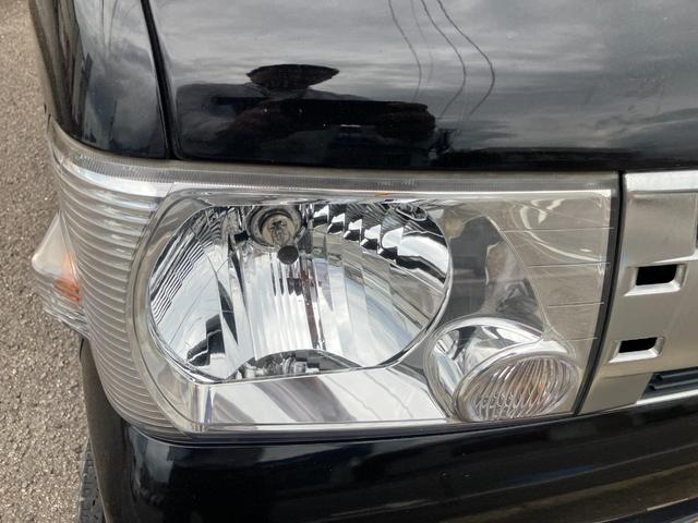 ミニキャブトラック ＶＸ－ＳＥ　５速ミッション車　エアコン　パワーステアリング　３方開　荷台ゴムマット　ヘッドライトレベライザー　純正黒　積載量３５０Ｋｇ積み（3枚目）