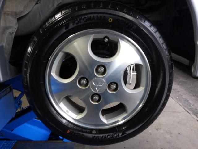 ｅＫスポーツ Ｘ　ナビＴＶ　ディスチャージヘッドライト　純正アルミ　キーレス　Ｗエアバッグ　ＡＢＳ　ベンチシート　禁煙車　タイヤ４本新品交換　Ｖベルト交換　Ｔベルト交換済（13枚目）