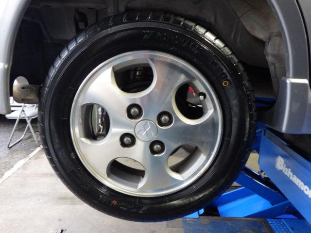 ｅＫスポーツ Ｘ　ナビＴＶ　ディスチャージヘッドライト　純正アルミ　キーレス　Ｗエアバッグ　ＡＢＳ　ベンチシート　禁煙車　タイヤ４本新品交換　Ｖベルト交換　Ｔベルト交換済（14枚目）