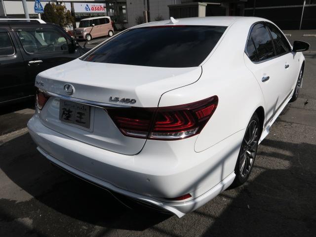 ＬＳ ＬＳ４６０　Ｆスポーツ　本革パワーシート　シートエアコン　ナビ　バックモニター　スマートキー　プッシュスタート　ステアリングヒーター　パーキングセンサー　ＥＴＣ　オートトランク（7枚目）