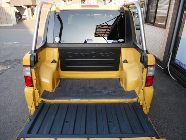 ｂＢ オープンデッキ　キーレスエントリー　ＣＤ　ＭＤ　ＥＴＣ　電動格納ミラー　エアコン　パワーステアリング　パワーウィンドウ　Ｗエアバッグ（9枚目）