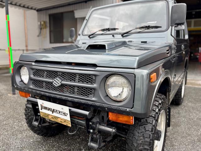 ジムニー ＨＣ　マニュアルミッション車　２インチリフトアップ　クロカンタイヤ　社外フロントバンパー　ステアリング　純正アルミホイール　エンジンオーバーホール済　ピストン　タービン　オルターナーター交換済み（24枚目）