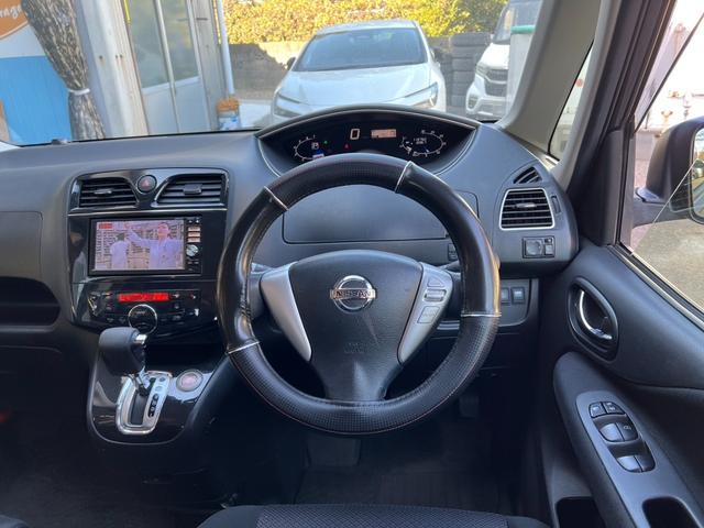 セレナ ハイウェイスター　Ｓ－ハイブリッド　Ｖセレクション　ナビ　ＴＶ　インテリジェントキー　アルミホイール　オートエアコン　両側電動スライドドア　電動格納ミラー　パワーウィンドウ（19枚目）