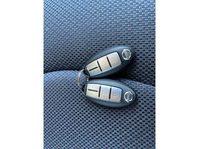 セレナ ハイウェイスター　Ｓ－ハイブリッド　Ｖセレクション　ナビ　ＴＶ　インテリジェントキー　アルミホイール　オートエアコン　両側電動スライドドア　電動格納ミラー　パワーウィンドウ（33枚目）