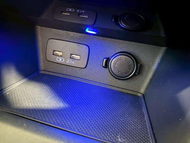 フォレスター Ｘ－ブレイク　ＬＥＤライナー／電動リアゲート／バックカメラ／ＥＴＣ／プッシュスタート／ナビ／ルーフレール（45枚目）
