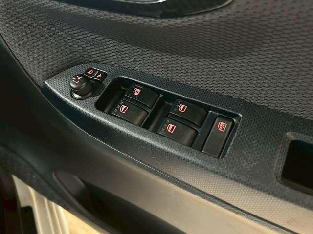 ムーヴ カスタム　ＲＳ　ハイパーＳＡＩＩ　バックカメラ／ナビ／ＴＶ／スマートキー／ＵＳＢ／ＨＤＭＩ／アクセル踏み間違い／衝突軽減／フロントフォグランプ（29枚目）