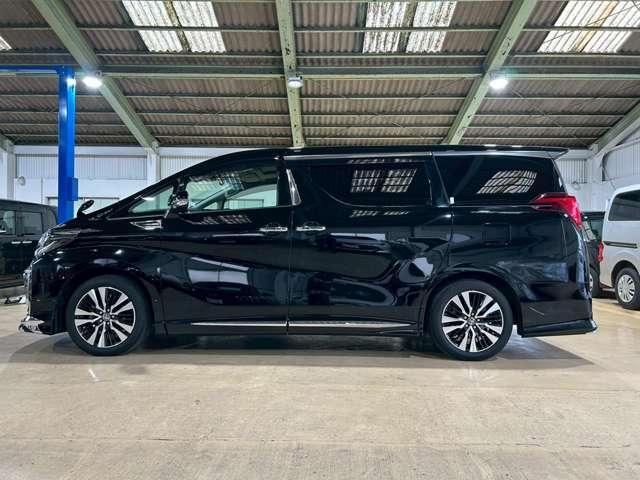 アルファード 2.5S Cパッケージ サンルーフ/ガラスルーフ/レーンキープ/衝突軽減/横滑り防止/バックカメラ/クルーズコントロール/オートマッチクハイビーム/ナビ/フルセグ/アクセル踏み間違/電動リアゲート(6枚目)