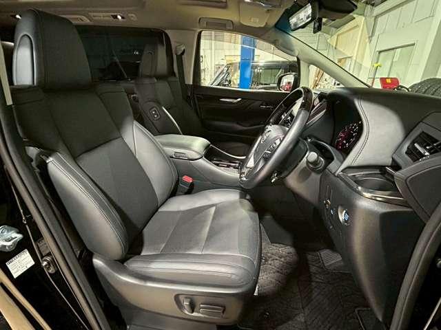 アルファード 2.5S Cパッケージ サンルーフ/ガラスルーフ/レーンキープ/衝突軽減/横滑り防止/バックカメラ/クルーズコントロール/オートマッチクハイビーム/ナビ/フルセグ/アクセル踏み間違/電動リアゲート(15枚目)