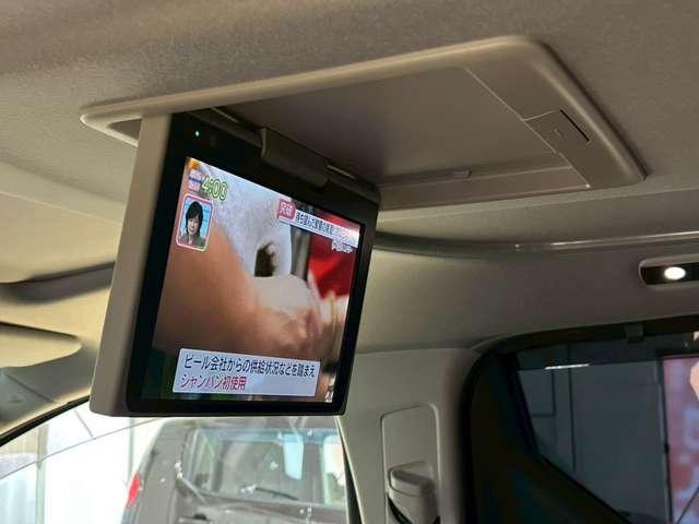 アルファード 2.5S Cパッケージ サンルーフ/ガラスルーフ/レーンキープ/衝突軽減/横滑り防止/バックカメラ/クルーズコントロール/オートマッチクハイビーム/ナビ/フルセグ/アクセル踏み間違/電動リアゲート(23枚目)